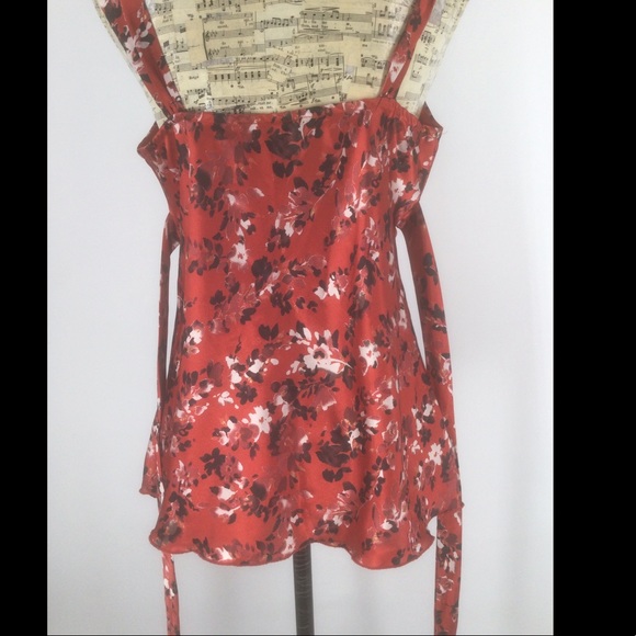 BCX Large Red Halter Top - Picture 5 of 9